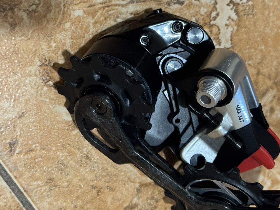 Nowa przerzutka Sram Red AXS E1,12rz