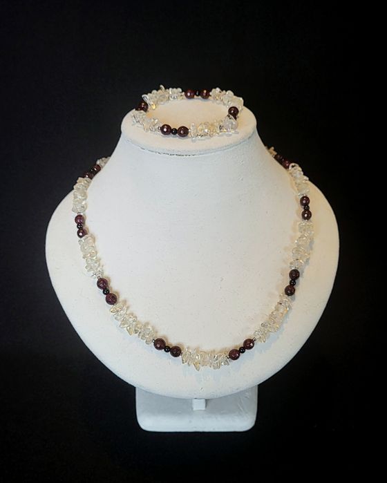 Zestaw naszyjnika I bransoletki z kamienia naturalnego