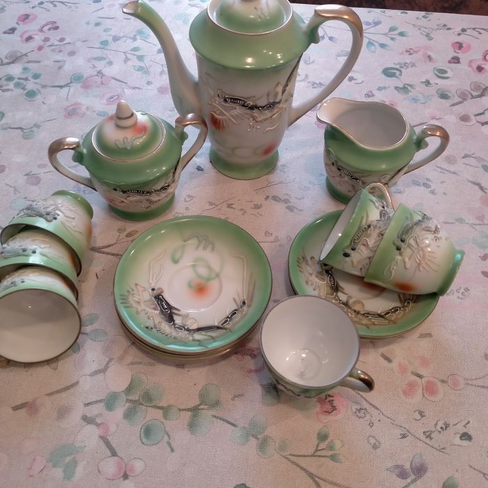 Японський фарфоровий кофейний сервіз