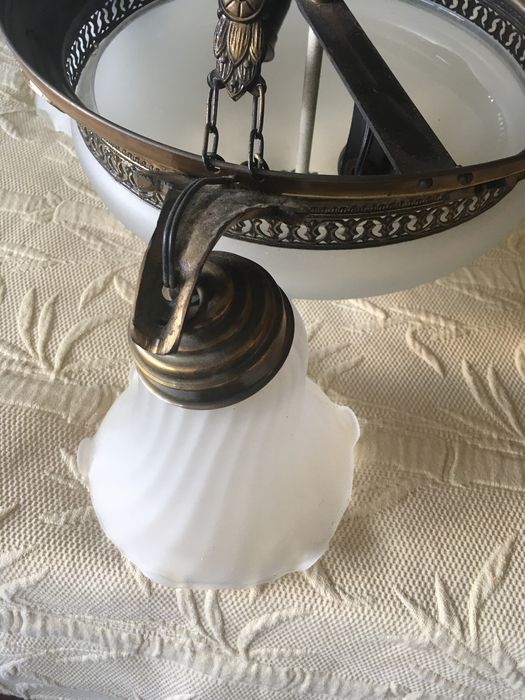 Candeeiro de teto antigo