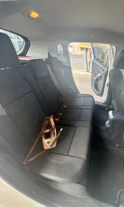 Peugeot 2008 1.4 HDi (68cv) Nacional – Muito Económico e Estimado