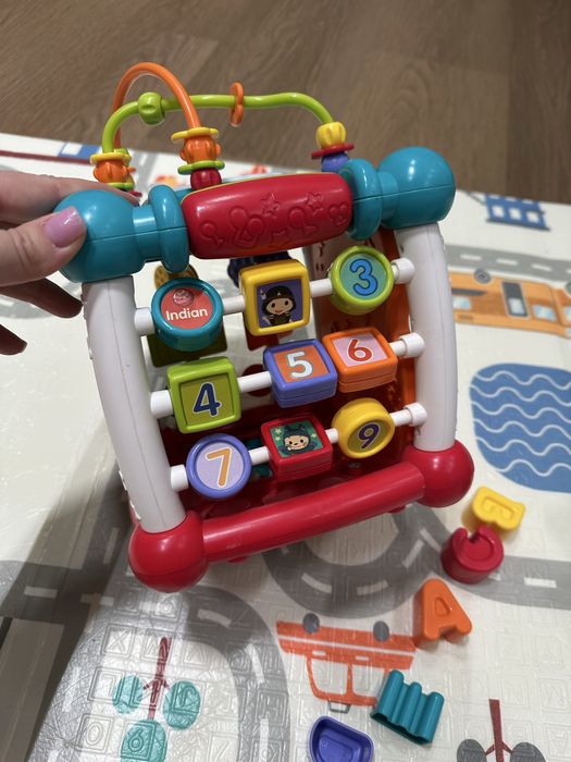 Бізікуб limo toys, сортер battat