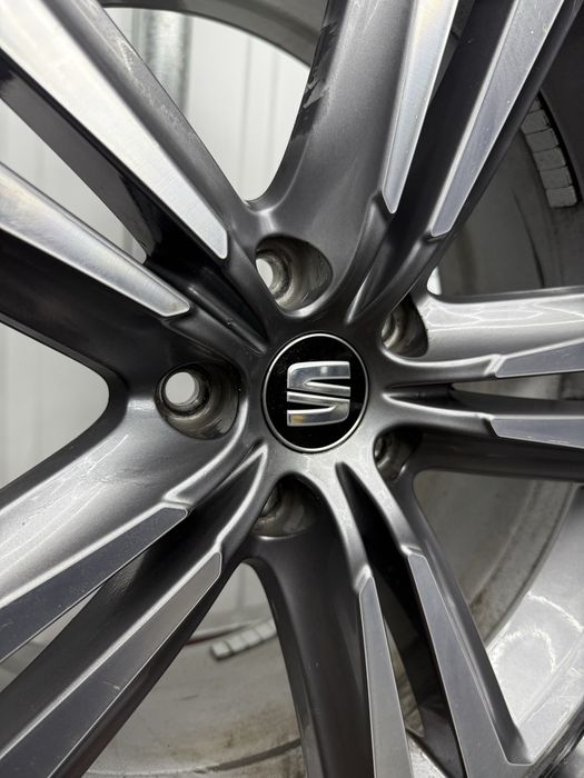 Alufelgi KOMPLET 19 cali 5x112 SEAT AUDI VW Skoda Mercedes Golf ZIMOWE