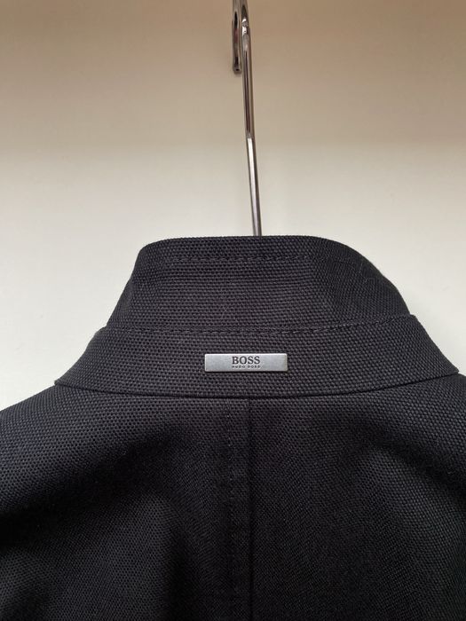 Hugo boss тонкий плащ