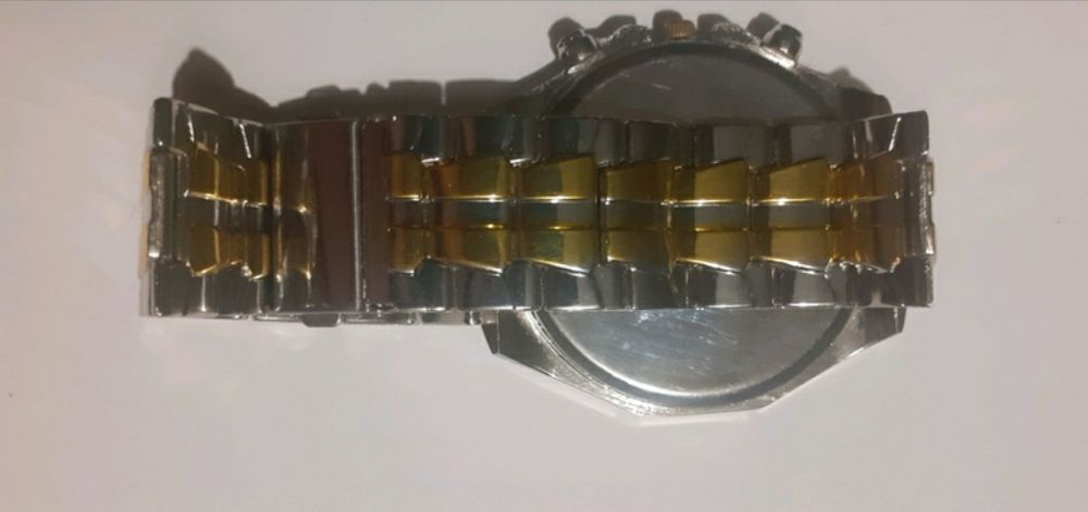 Часы наручные металл