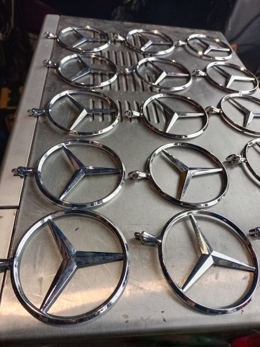 Значки до мерседеса