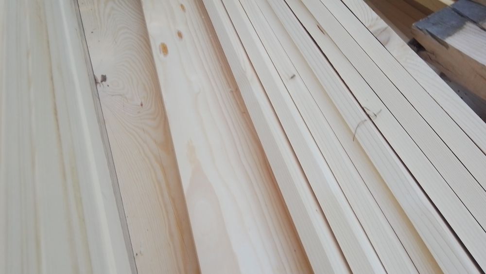 Parapet drewniany świerk 90x15x2 cm