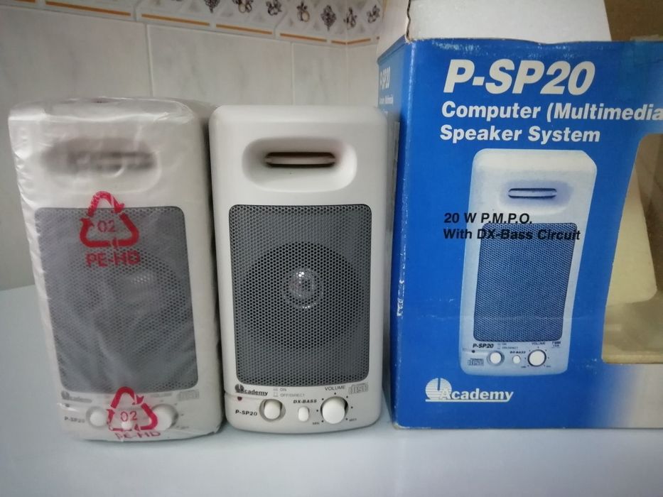 Colunas Para Rádio ou Computador  Multimédia 20 W