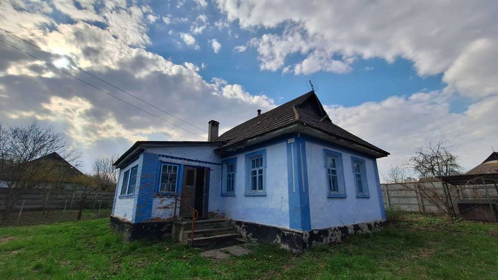 Продам будинок в с.Селище  з ділянкою 20с 5913