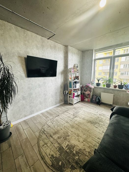Продаж 1-к квартири 48 м² з кухнею-студією, ремонтом та ГЕНЕРАТОРОМ в ЖК "Сонячний"!