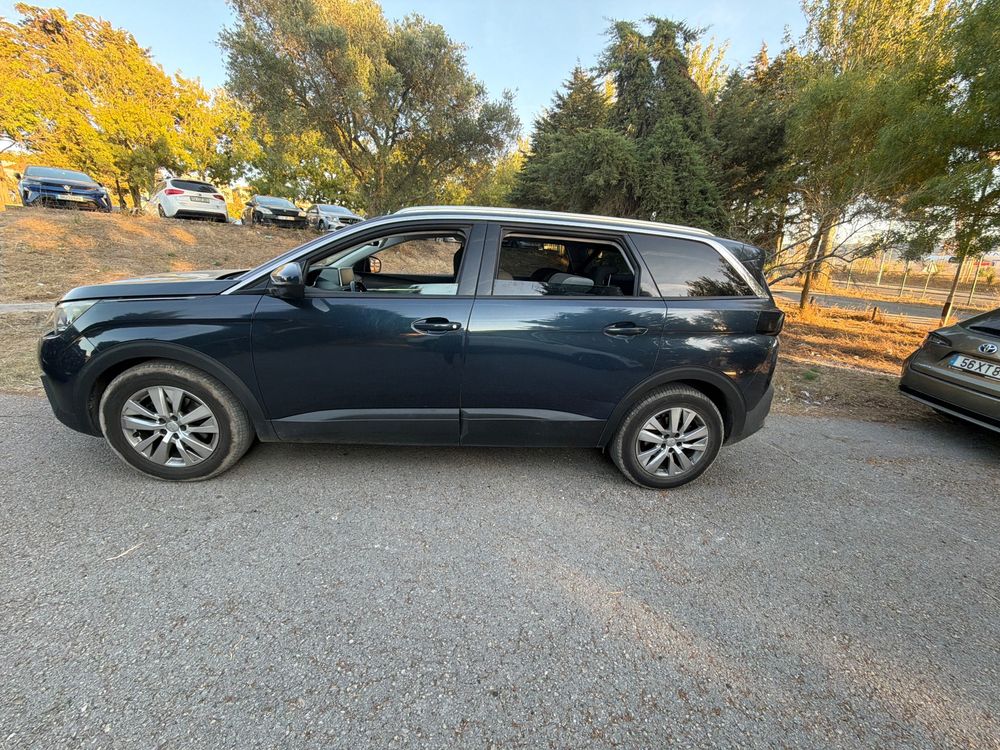 Peugeot 5008 1.5 BlueHDi Allure EAT8