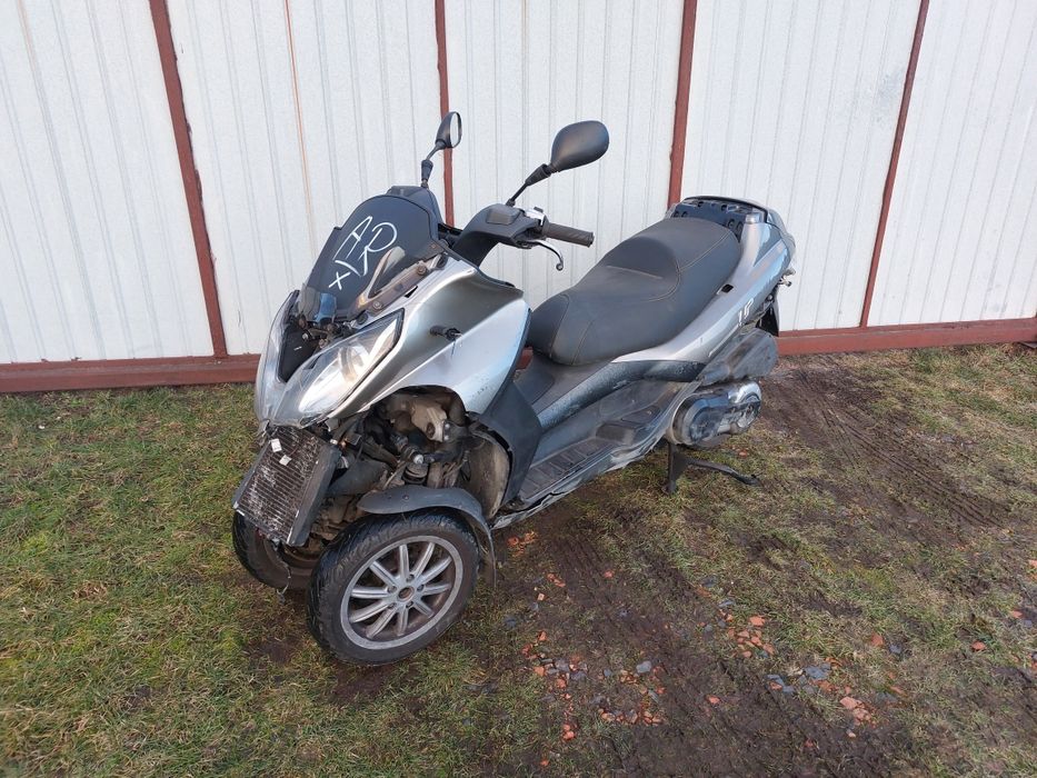 Piaggio MP3 400  500  300  250  lt L5e