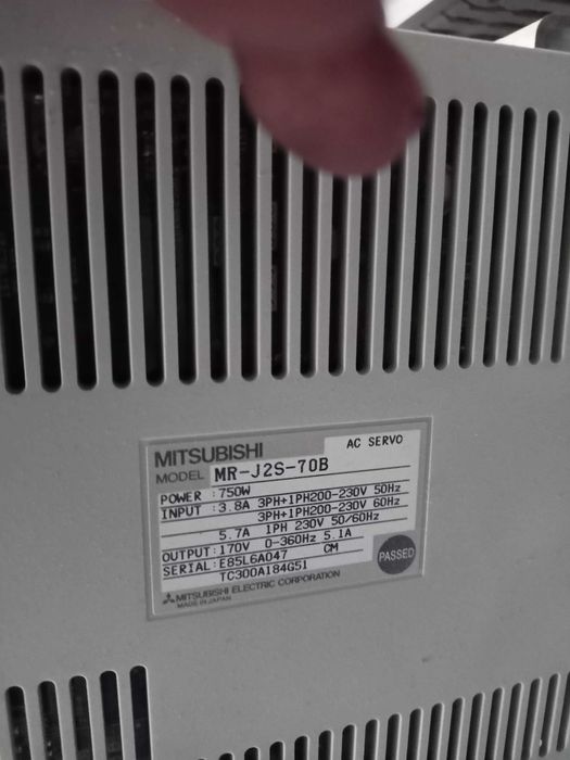 Mitsubishi MR-J2S-70B serwo f-vat
