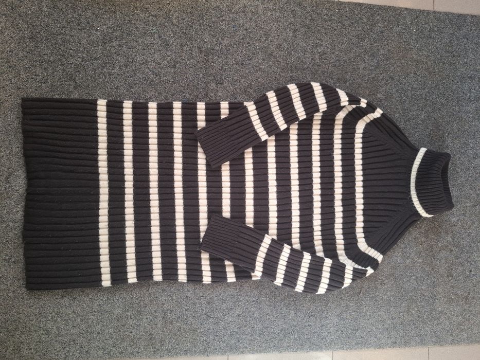 Платье теплое вязаное H&M разм.S-М