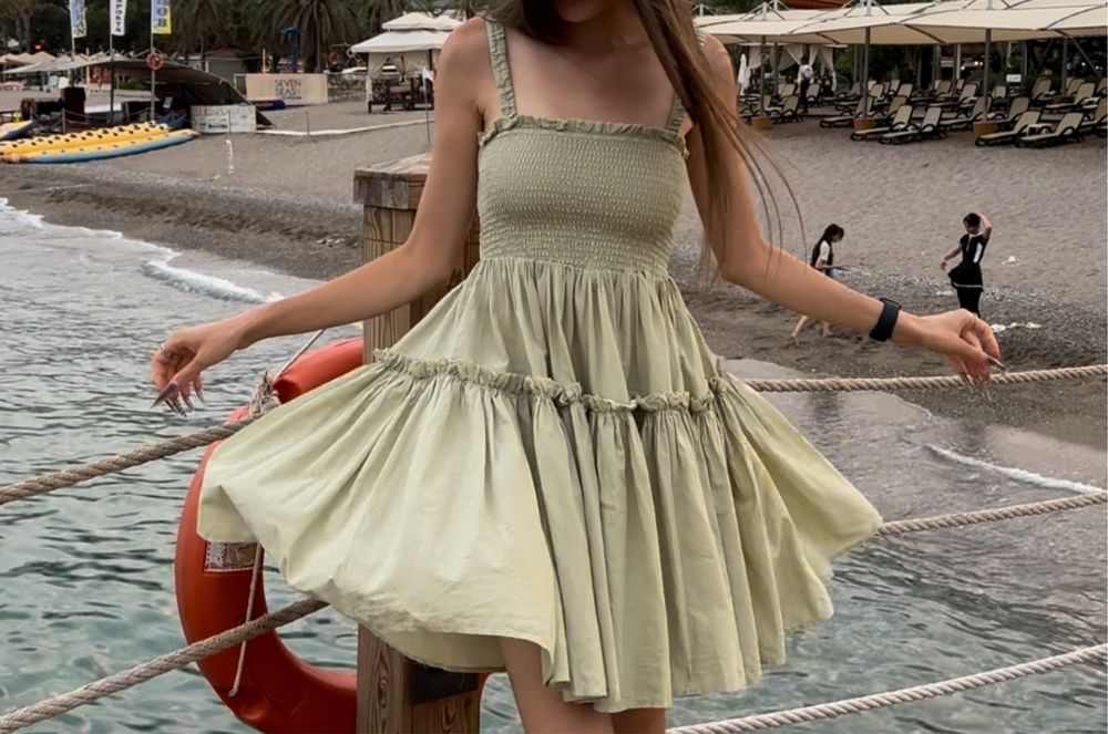 Сарафан жіночий зеленого кольору