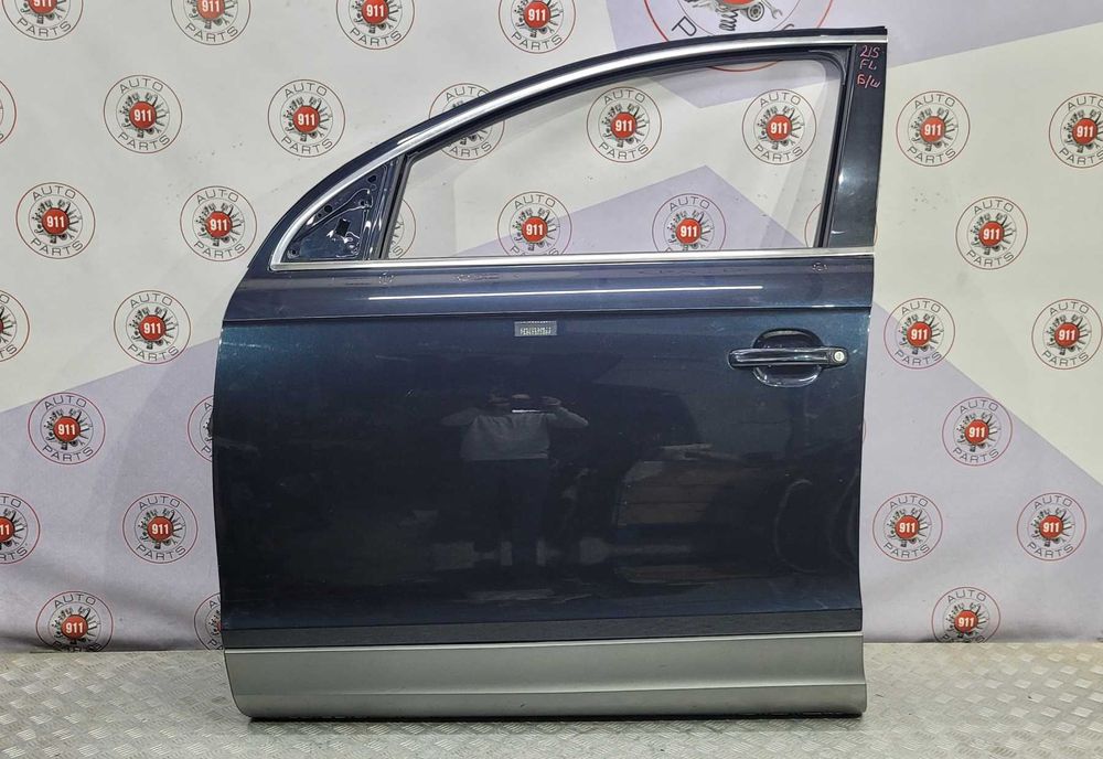 Двері передні ліві Audi Q7 2011-2015