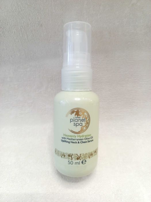 Serum do szyi i dekoldu Avon Planet SPA