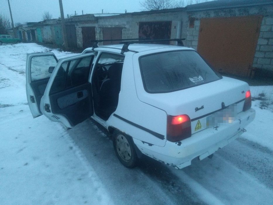 Продам авто "Славута"