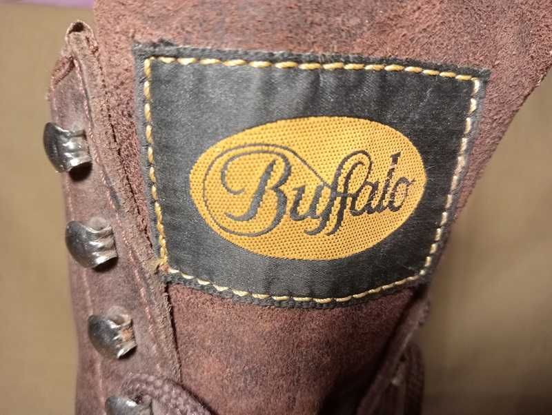 Берцы ,демисизонные , кожанные  Buffalo.