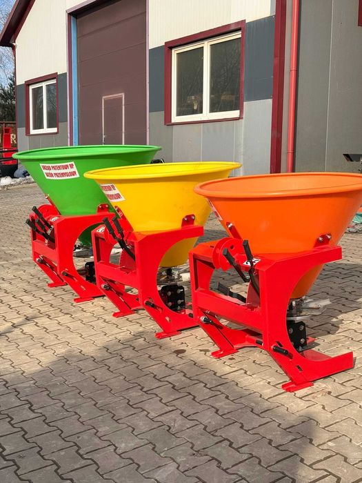 Siewnik lejek rozsiewacz trawy