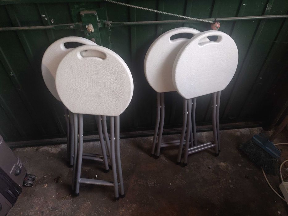 conjunto de 4 bancos