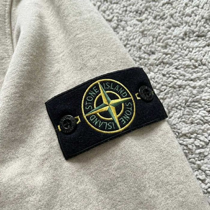 Мужская кофта Стон Айленд • Бежевий Світшот Stone Island