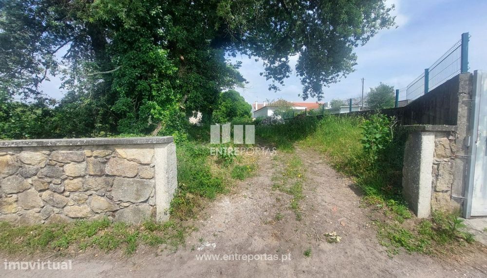 Venda de terreno para construção com 628m², Vila Fria, Viana do Cas