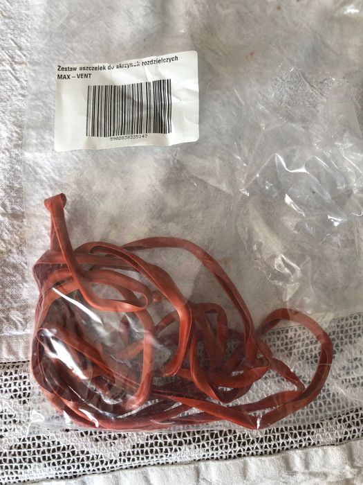 Uszczelki do skrzynek rozdzielczych MAX-VENT 6sztuk