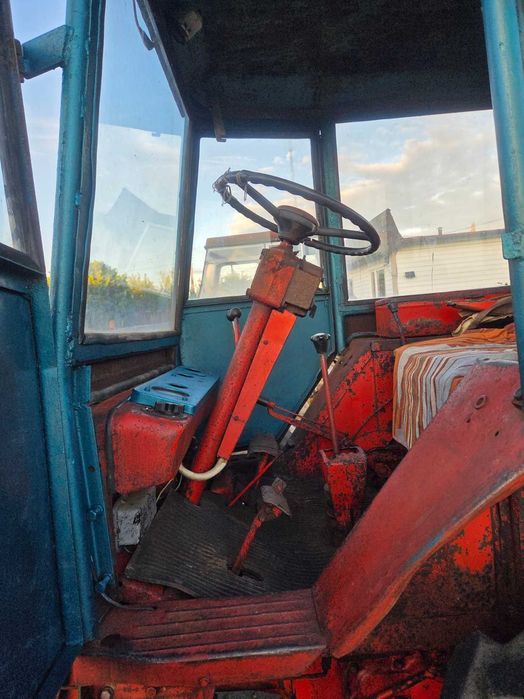 Ciągnik  T25A z turem