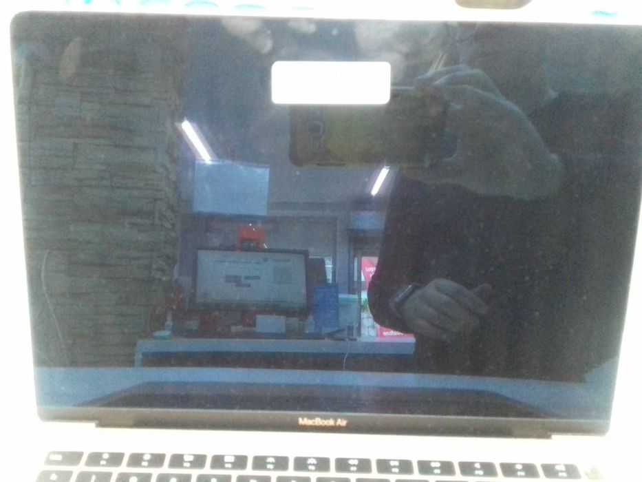 Macbook Air 13 i5 8/128GB