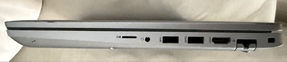 Dell Precision 3571 / i7-12700H / T600 4GB / 16GB RAM / SSD 512GB