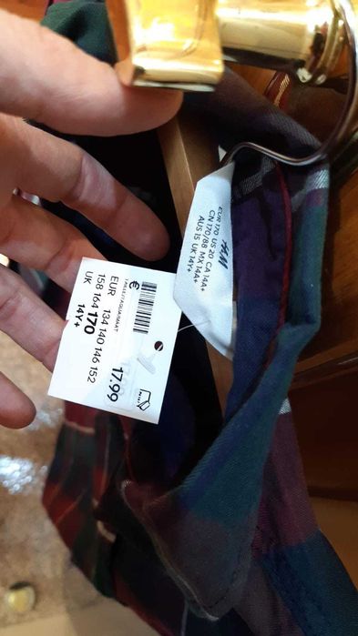 Camisa nova de rapaz/homem
