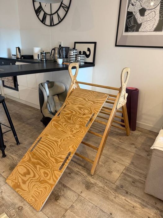 Pikler Drabinka Montessori zestaw – domowy plac zabaw
