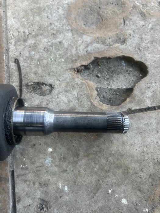 Полуоси в зборе Ford Fusion mk5