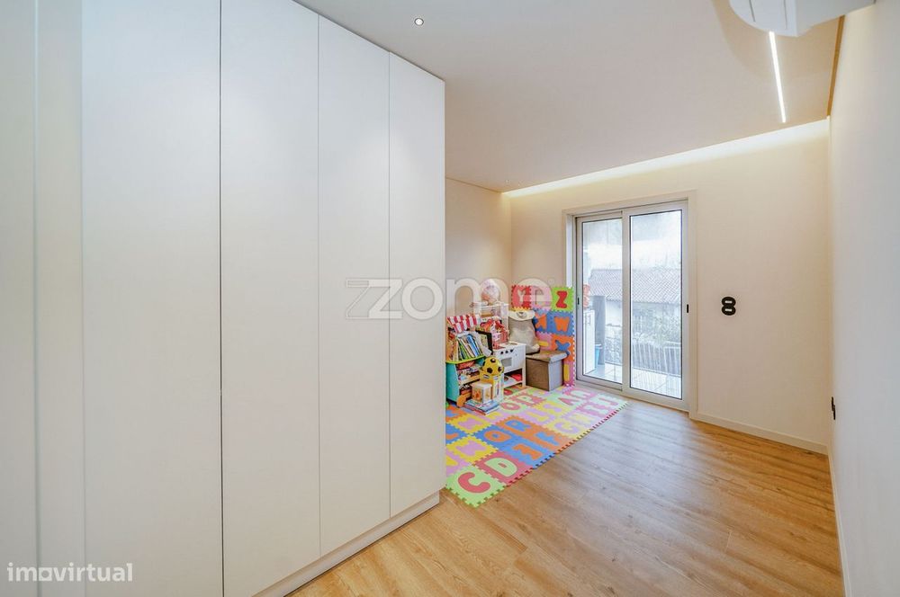 Apartamento T3 Renovado, em Vila de Prado, Vila Verde