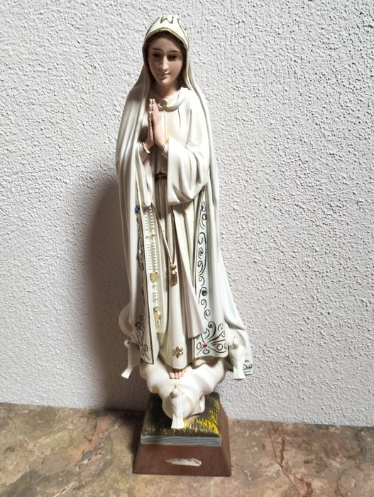 Estatueta de Santa 44cm