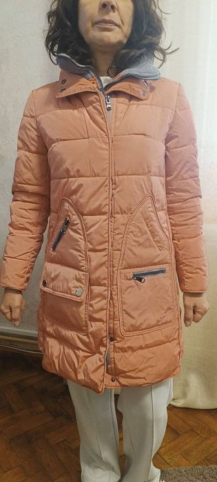 Жіноча подовжена куртка