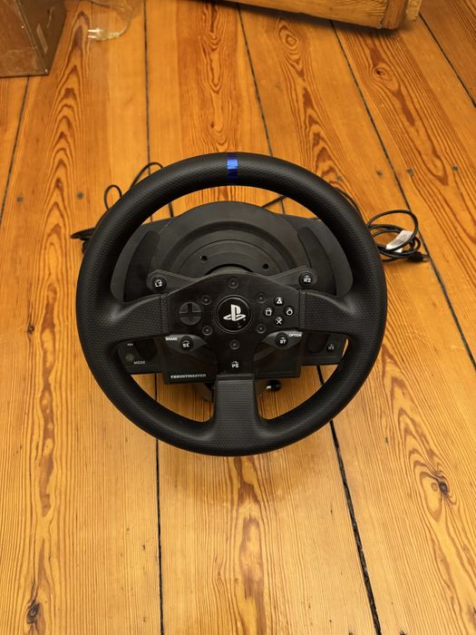 Kierownica Thrustmaster T300