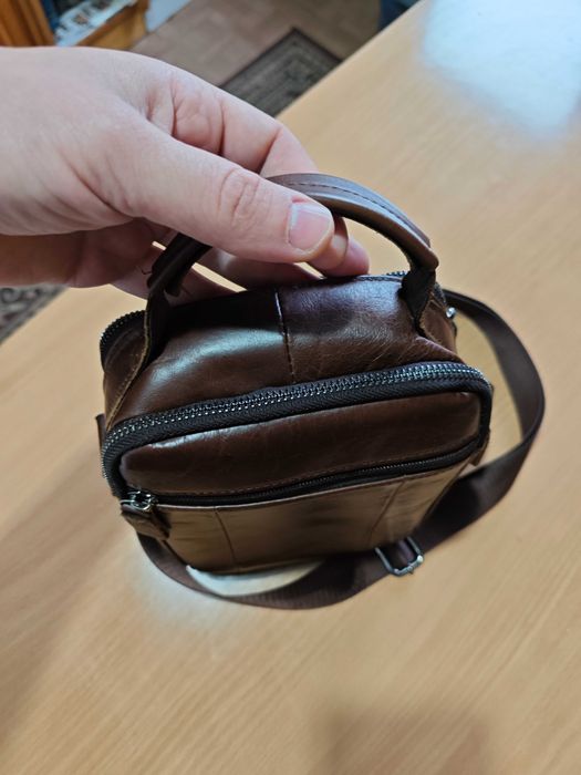 Барсетка коженная