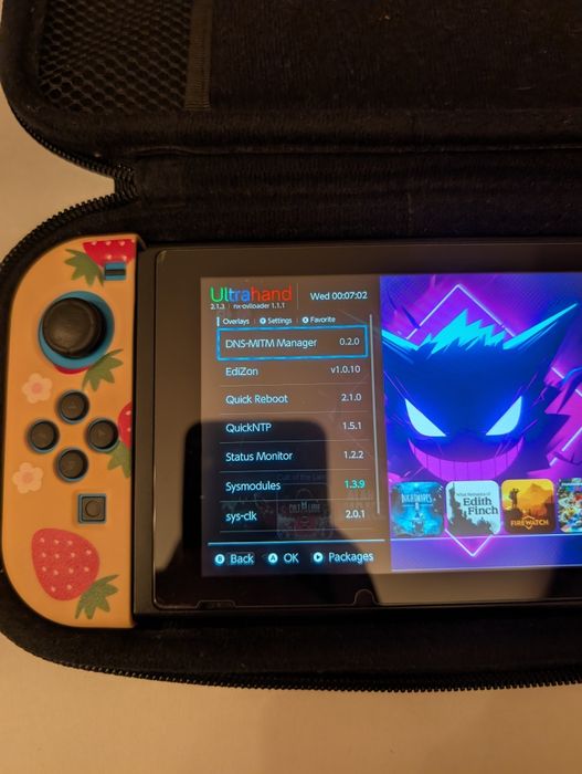 Nintendo Switch V2 Desbloqueada + Acessórios