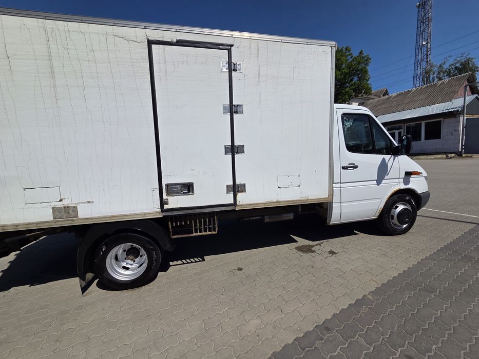 Продається надійний Mercedes-Benz Sprinter(Автомат) 2005 року