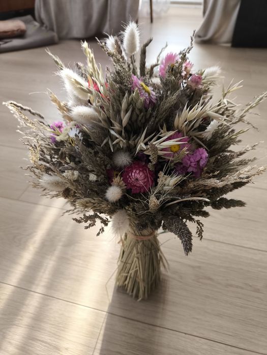 Букет з сушених квітів і трав