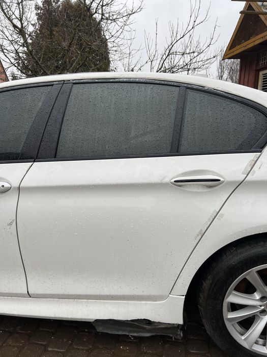 Двері BMW 3 F10 колір A300 двери БМВ ф10 Ф11 цвет разборка шрот розбор