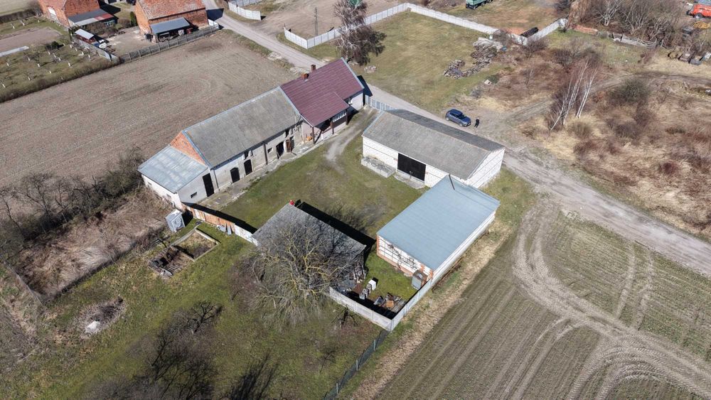 Gospodarstwo rolne dom i zabudowania 0,8443 ha, Garbce, gmina Żmigród