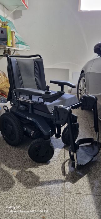Cadeira eléctrica praticamente nova