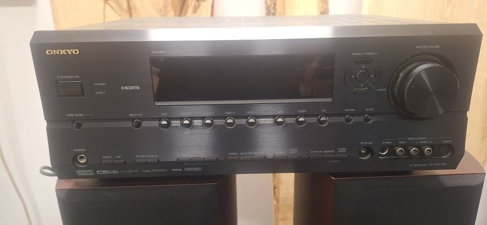 ONKYO TX-SR674E plus 2 kolumny WHARFEDALE 150W