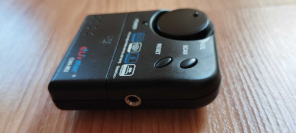 Mini radio na słuchawki (na baterie) Live Star CNN 982