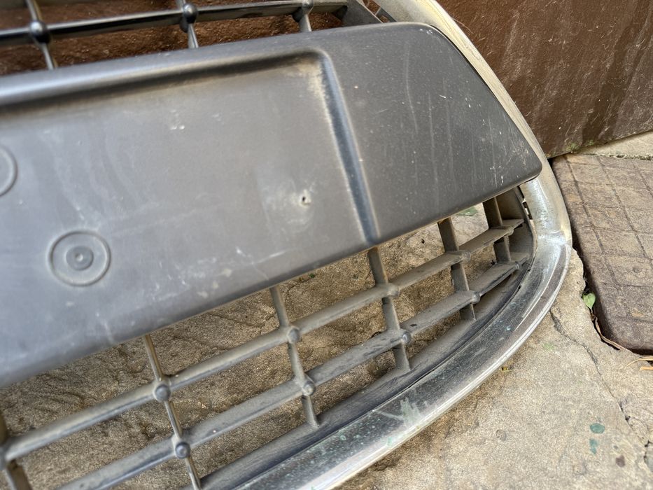 Решётка Ford Fiesta 09-13