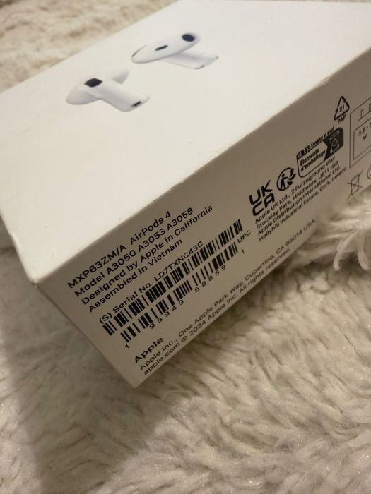 Słuchawki AirPods 4 - NOWE, nieotwierane