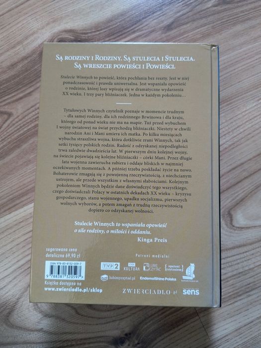 Książka "Stulecie Winnych". Trylogia w jednym wydaniu